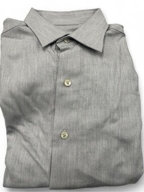 NWOT David Donahue light grey button up shirt Size M